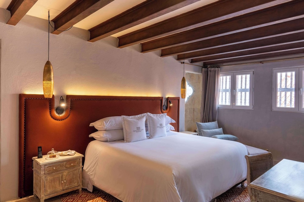Studio Suite, 1 King Bed, Non Smoking, Balcony - Photo 3