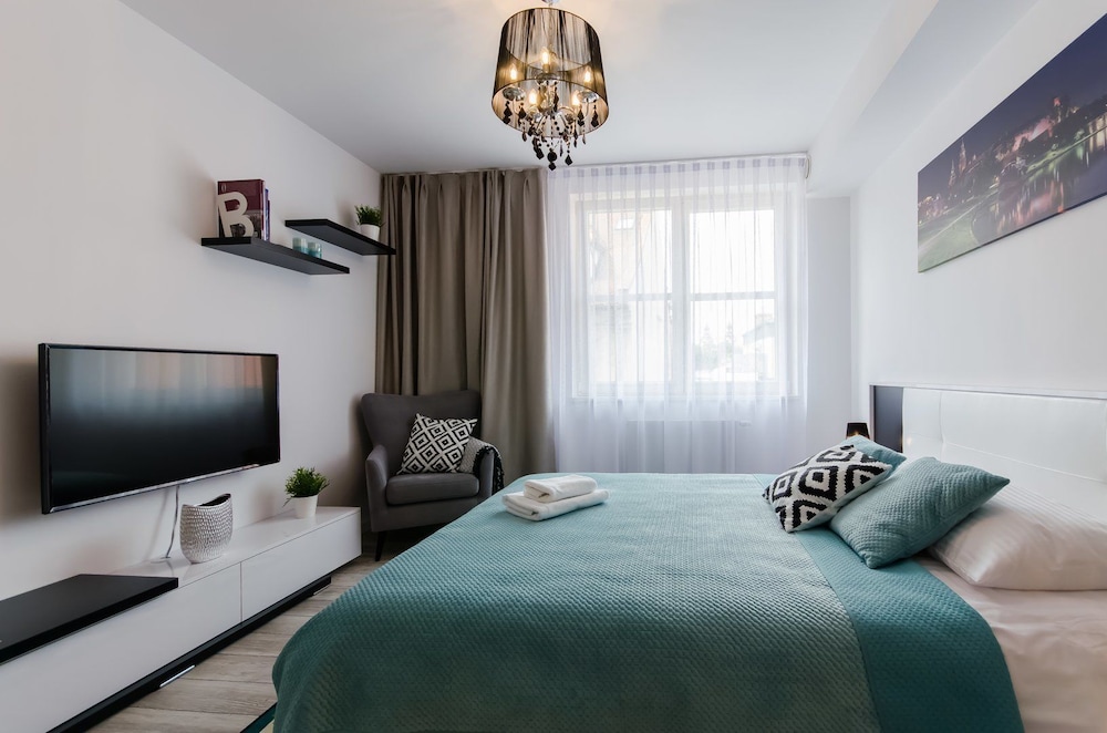 Deluxe Studio Suite, 1 Queen Bed photo 2