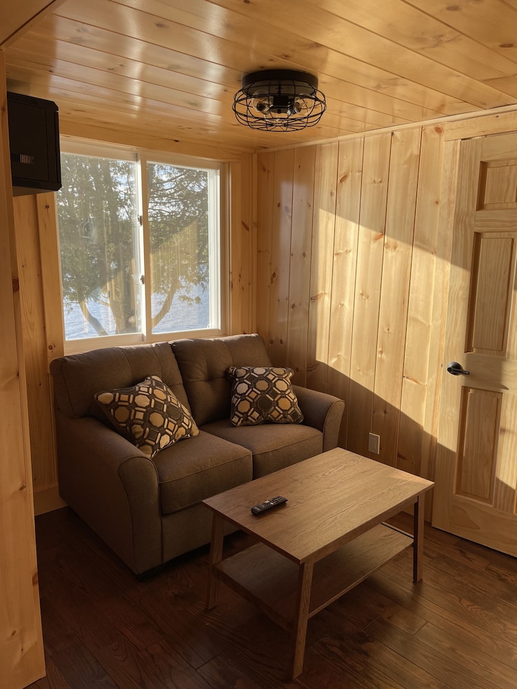 14 Family Cottage