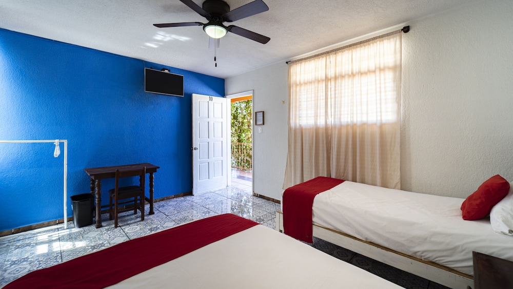 Standard Triple Room photo 3