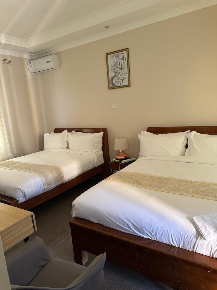 Executive Twin Room, 2 Double Beds, Garden View photo 1