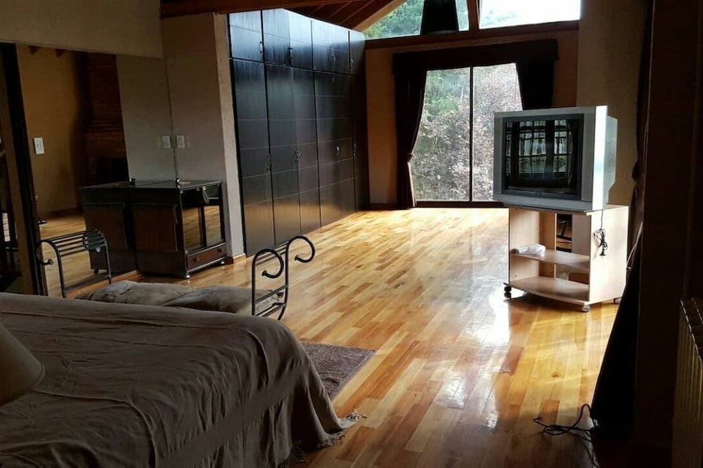 House, 4 Bedrooms photo 3