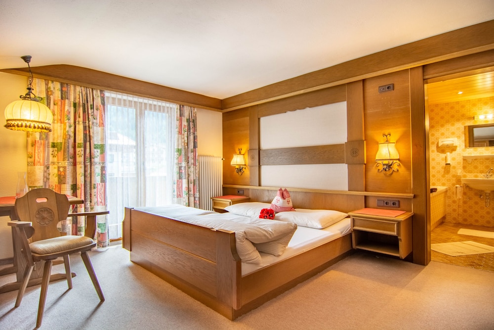 Classic Double Room photo 1