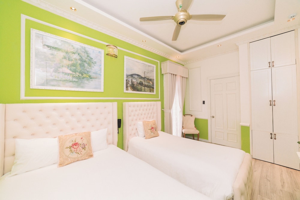Deluxe Twin Room, Balcony - Photo 6