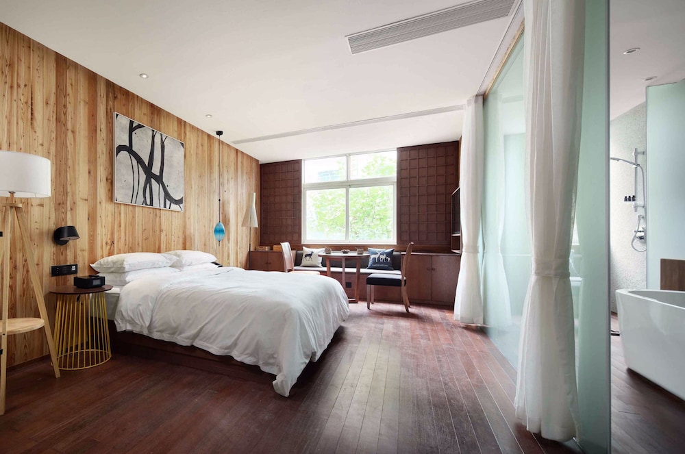 Sunshine Double Room, Garden View photo 1