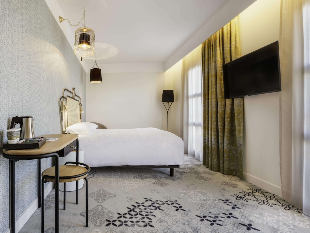 Classic Room, 1 Double Bed (Golf course view) - Photo 4