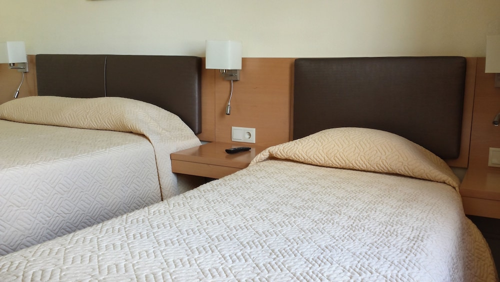 Triple Room - Photo 2