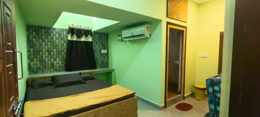 Family Triple Room, Hill View
