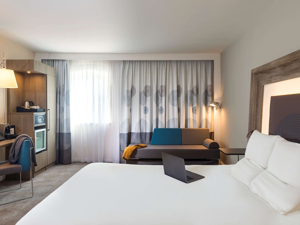 Superior Room, 1 Queen Bed (Premium) - Photo 4