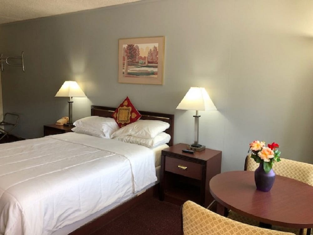 Premium Room, 1 Queen Bed photo 1