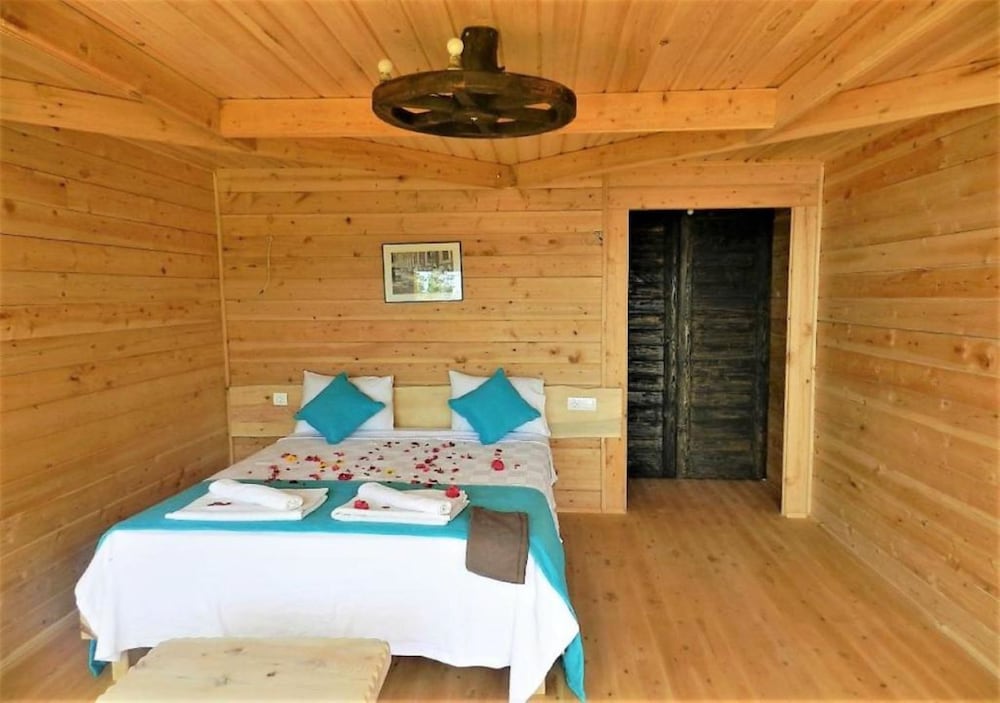 Comfort Tree House