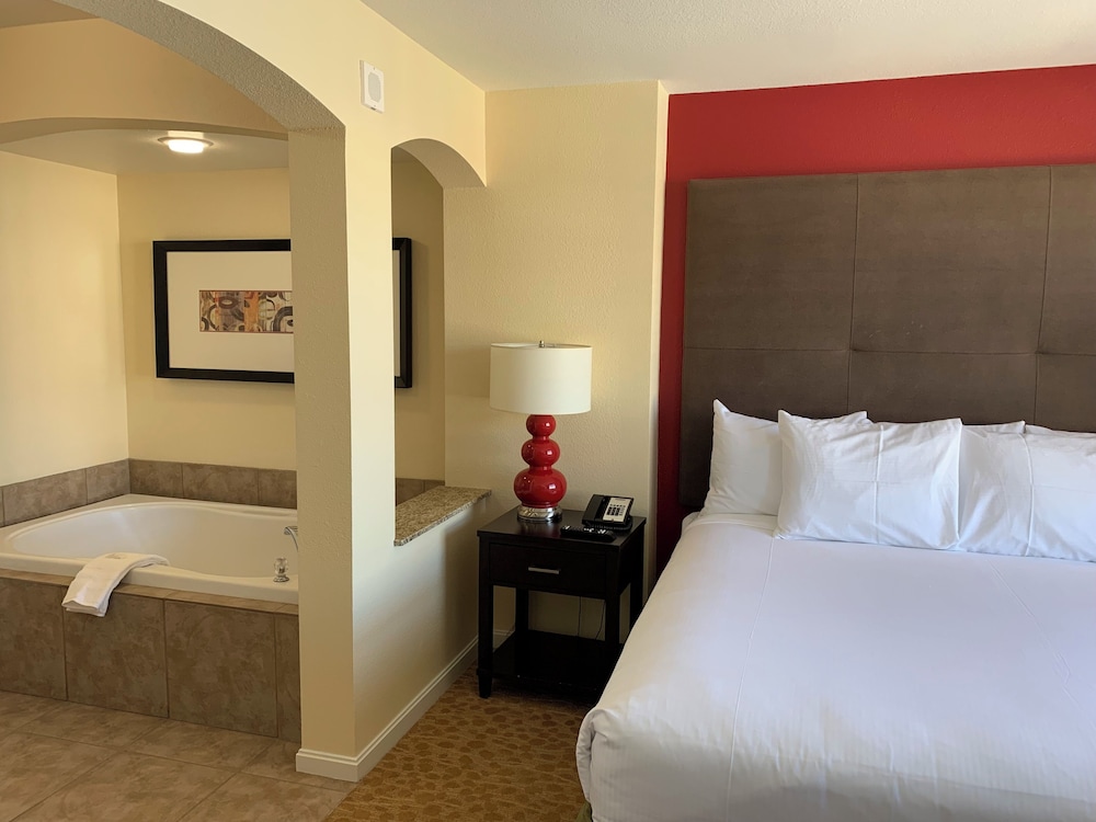 Deluxe Room - Photo 7