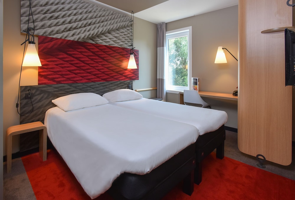 Superior Room, Multiple Beds (2 People) photo 3
