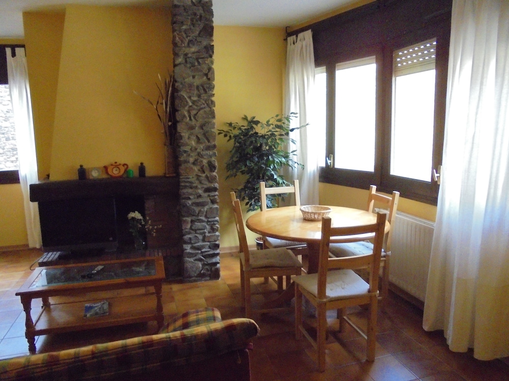 Apartment, 2 Bedrooms photo 3