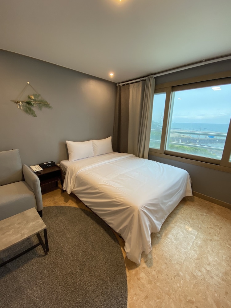 Deluxe Double Room, Ocean View photo 1