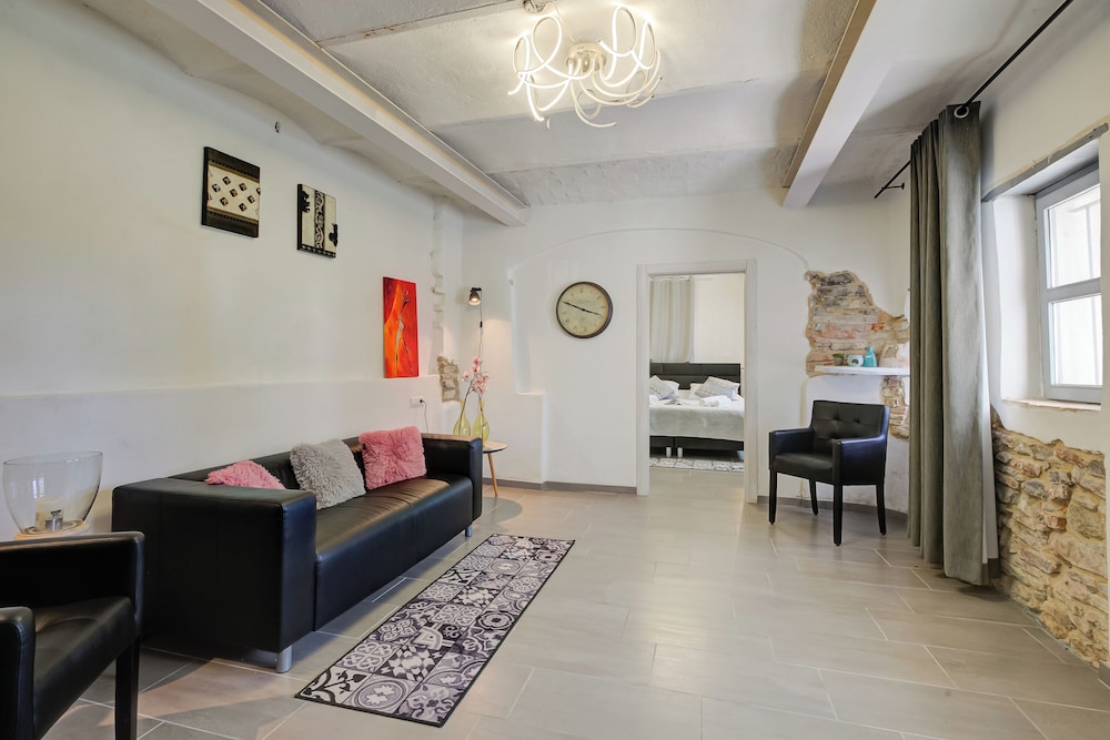 Family Apartment, 2 Bedrooms, Mountainside (In Bocca Al Lupo Flat 1)