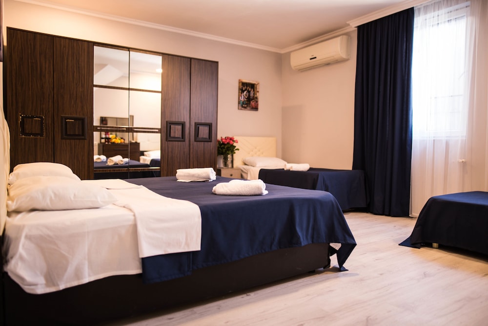 Comfort Apartment, 1 Bedroom, Garden View (2)