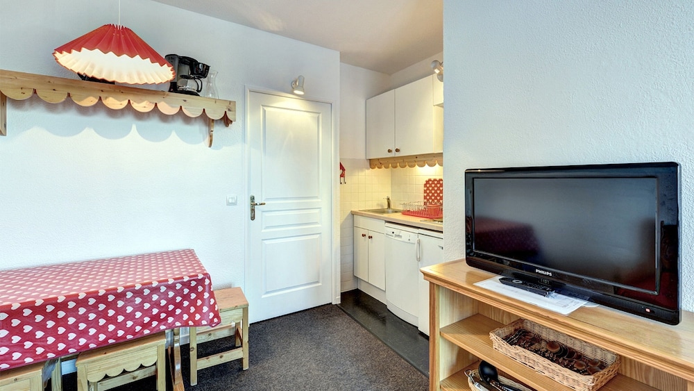 Studio 4 personnes avec coin nuit photo 2