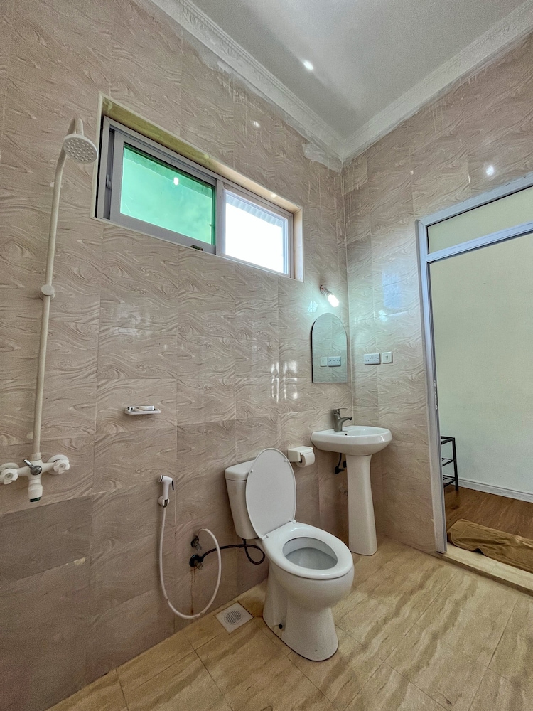 Standard Room, 2 Twin Beds, Pool View