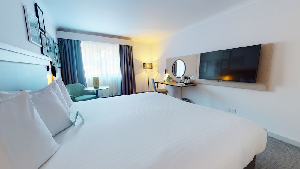 Premium Room, 1 King Bed (Super King) - Photo 1