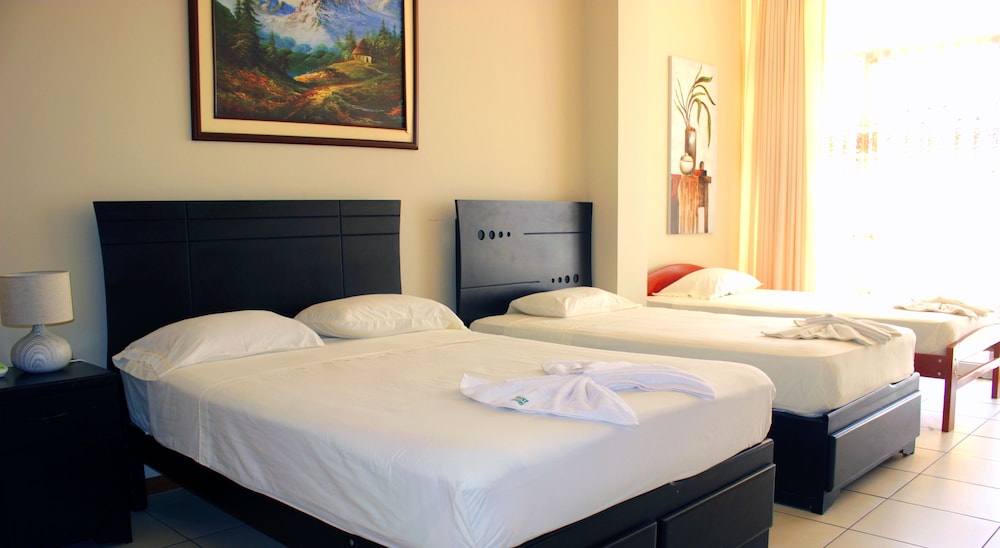 Triple Room (with Fan) photo 2