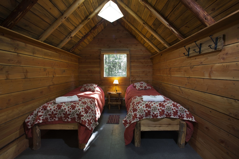 Standard Cabin, 1 Bedroom, Private Bathroom, Park View photo 1