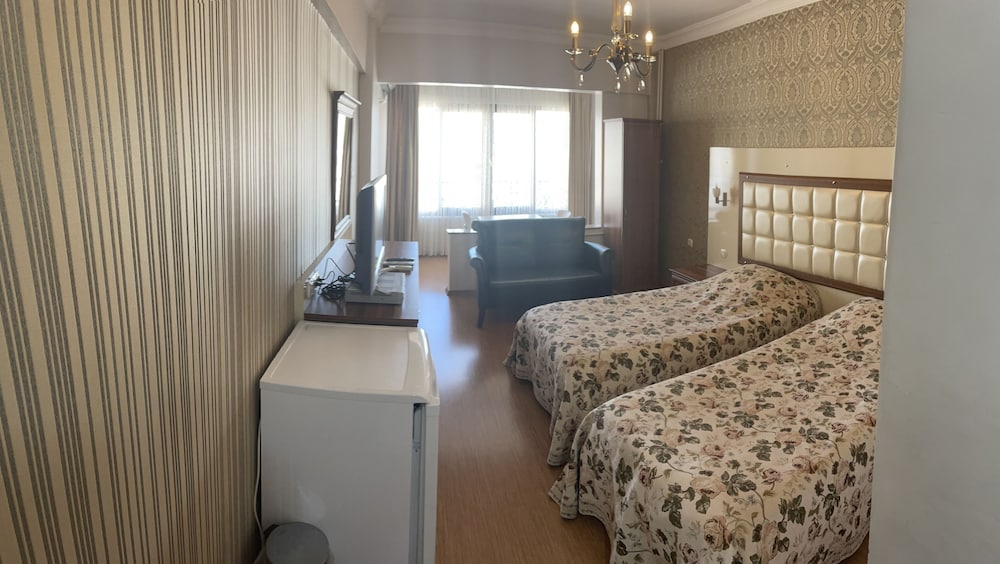 Standard Room photo 2