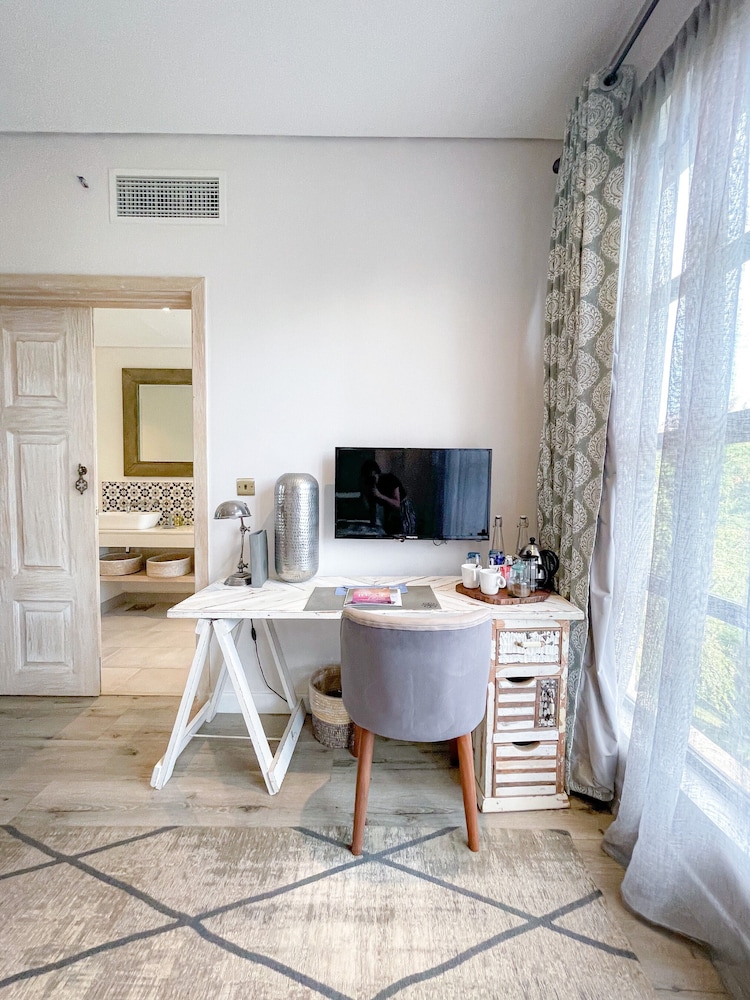 Executive Room photo 3