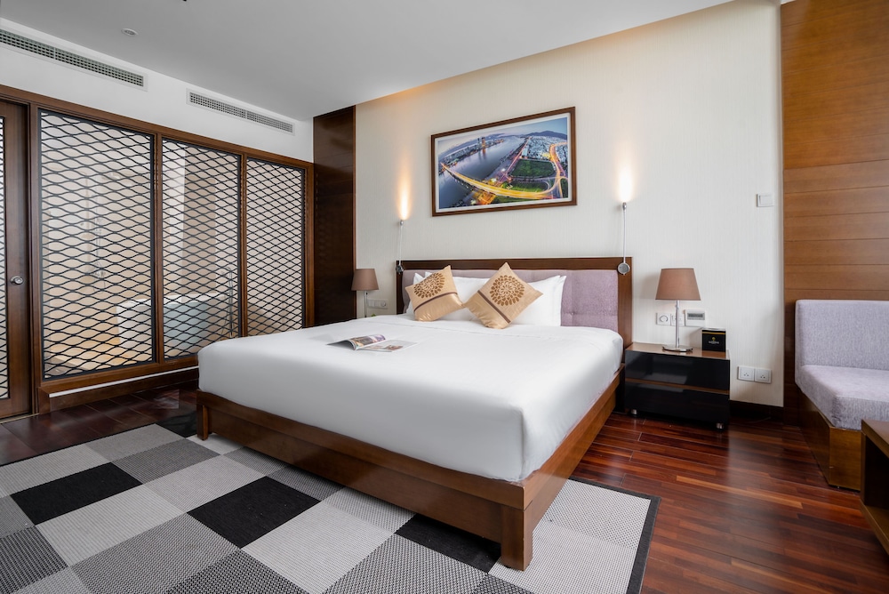GRAND TOURANE SUITE photo 3