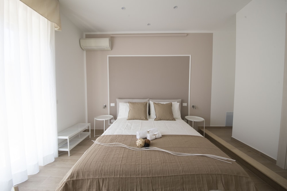 Superior Double Room, Partial Sea View photo 1
