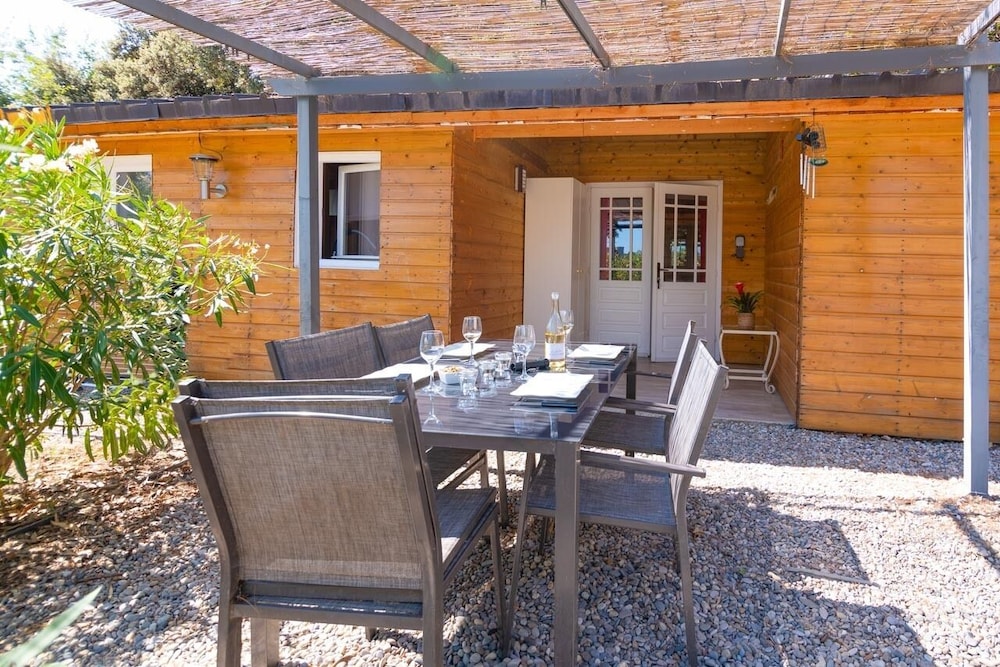 Family Chalet, Accessible, Private Bathroom photo 2
