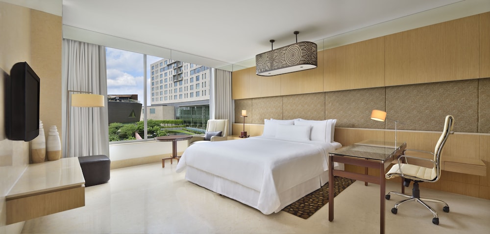 Room, 1 King Bed, Pool View