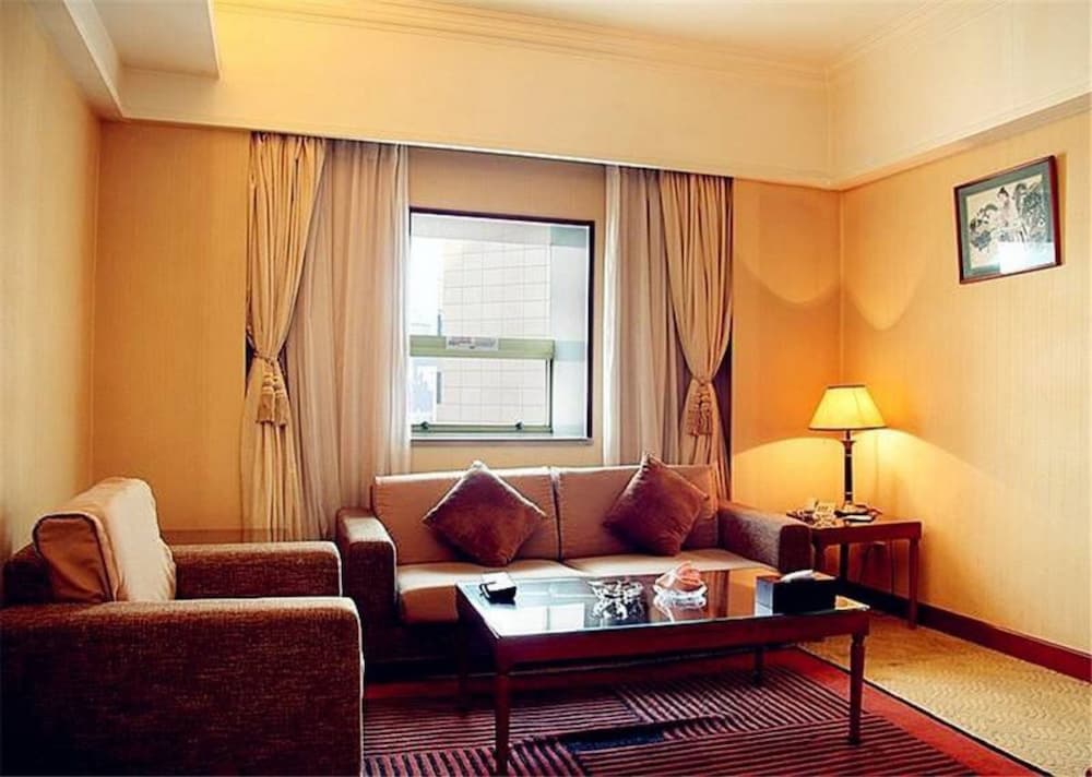 Executive Suite photo 2