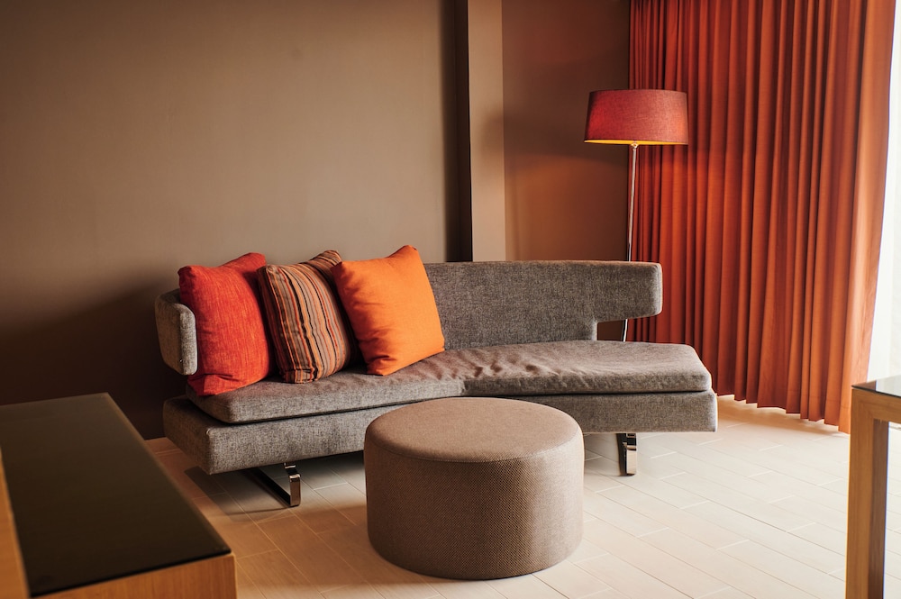 Deluxe Suite, 1 King Bed (Spa) - Photo 3