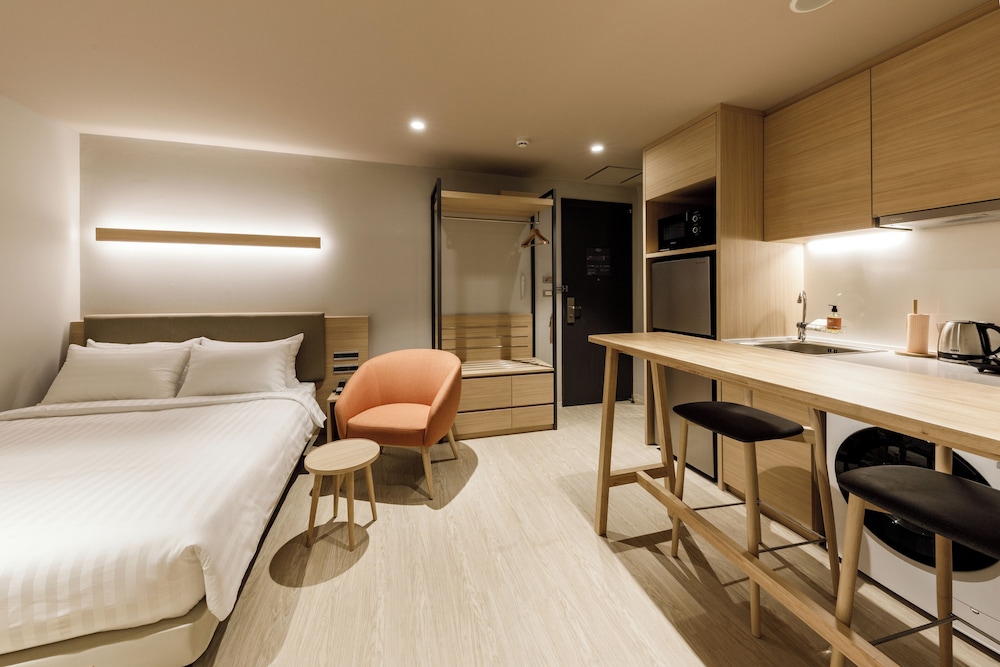 Deluxe Stay Room