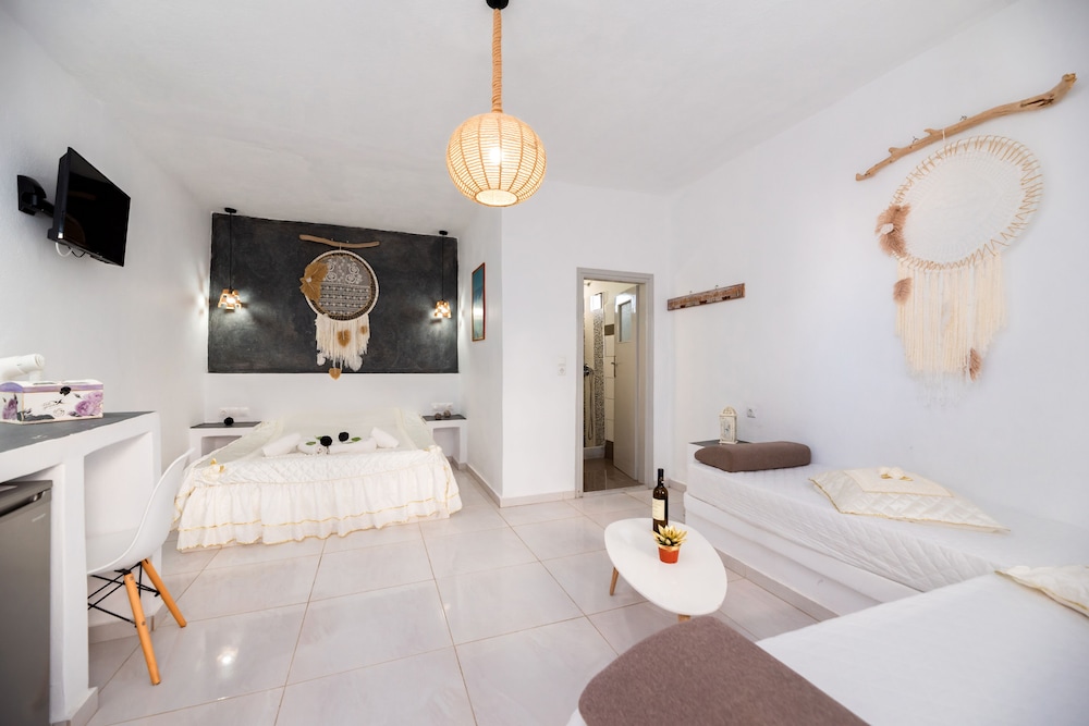 Family Triple Room, 1 Double Bed with Sofa bed