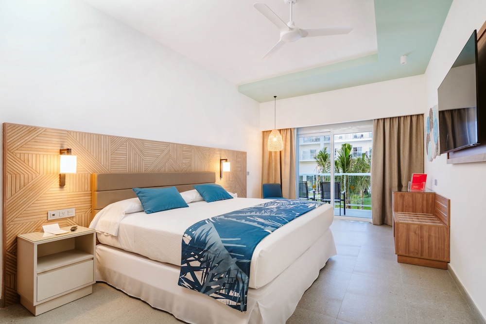 Standard Double Room (c)