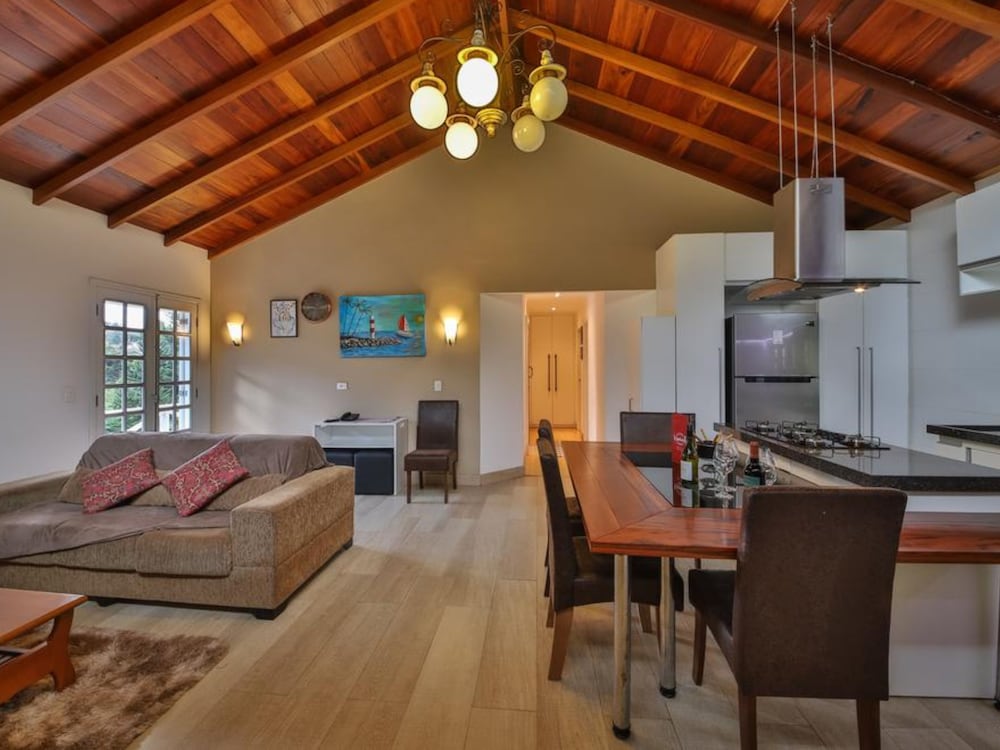 Superior Chalet photo 1