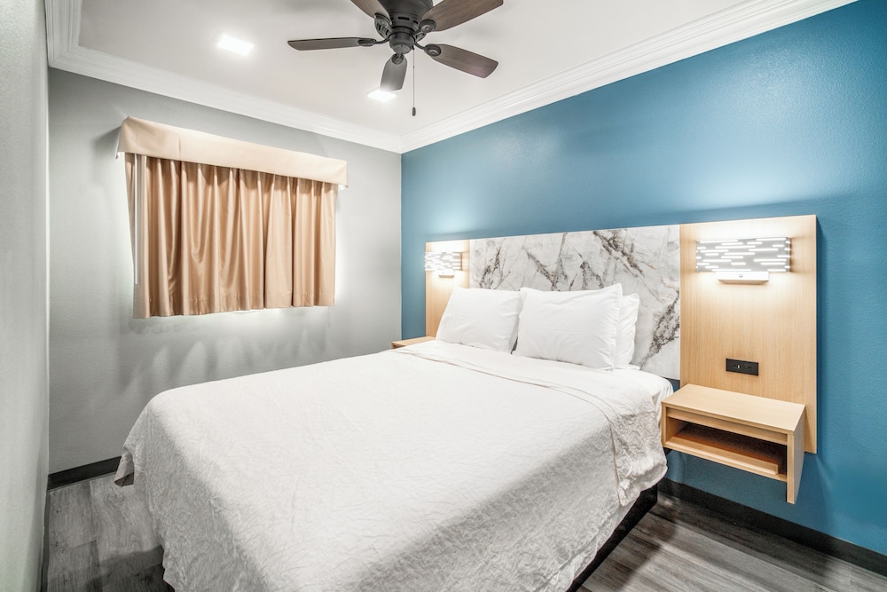 Deluxe Double Room photo 2