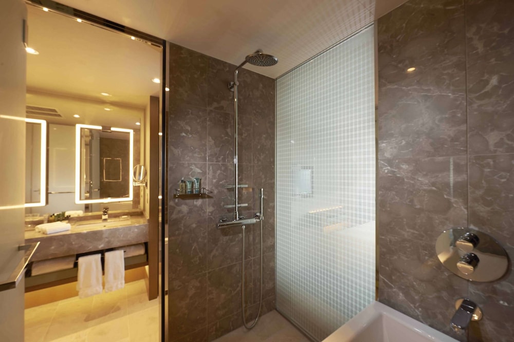 King Presidential Suite photo 2