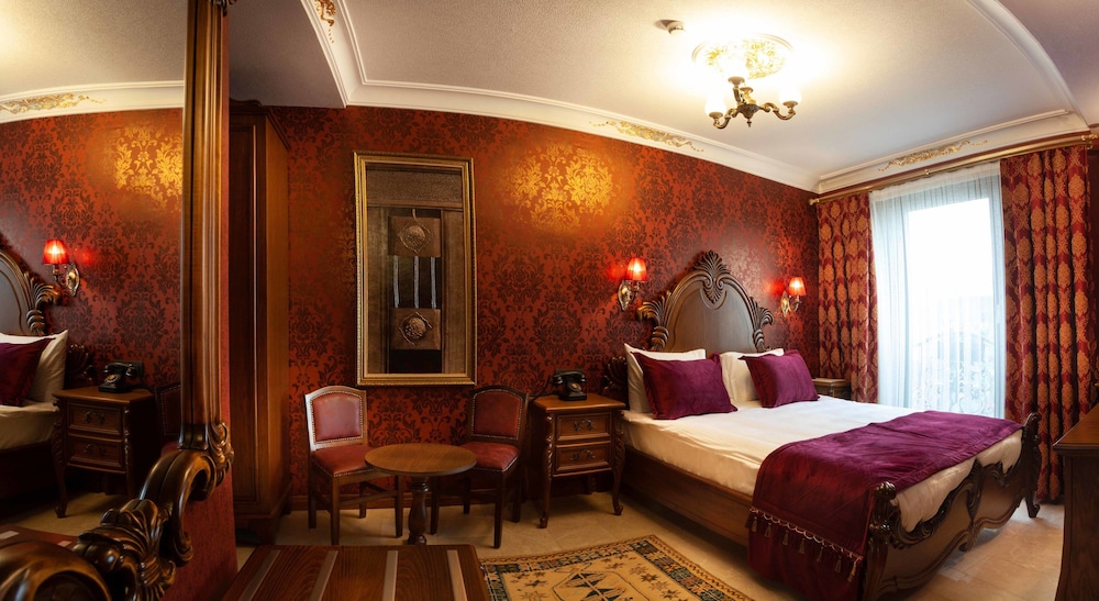 Premium Double Room, 1 King Bed, Non Smoking photo 1