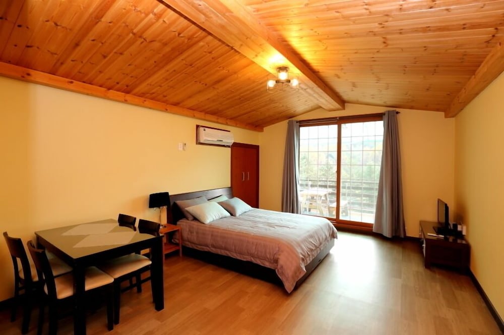 Standard Ondol Room photo 1