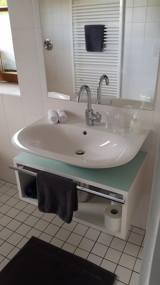 Superior Triple Room, Private Bathroom, Garden View photo 3