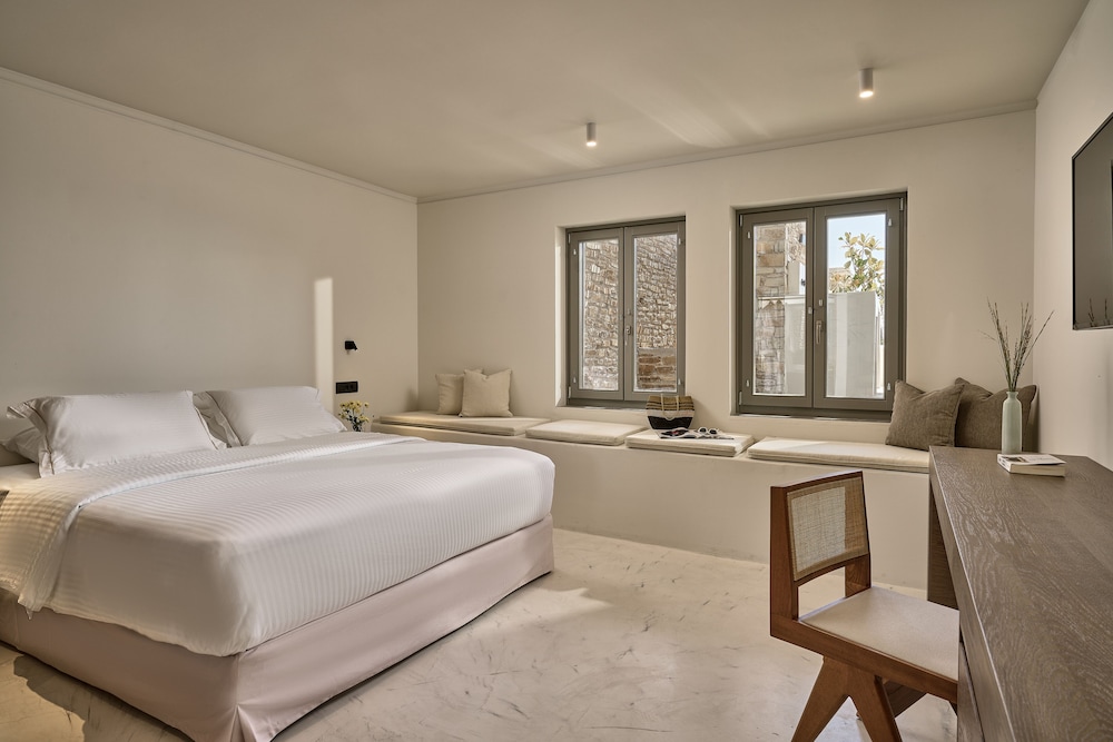 Grand Suite, 3 Bedrooms, Private Pool - Photo 25