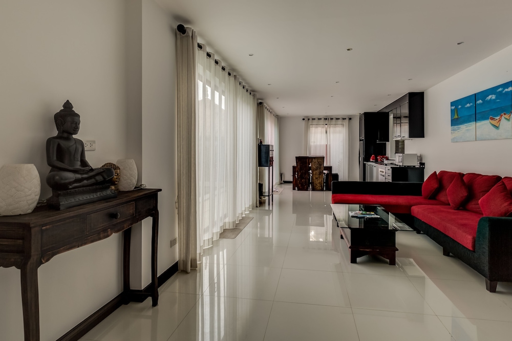 2 Bedrooms Family Villa photo 2