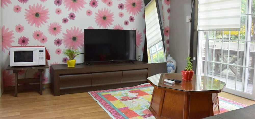 Deluxe Room, Kitchenette (1-1) photo 1