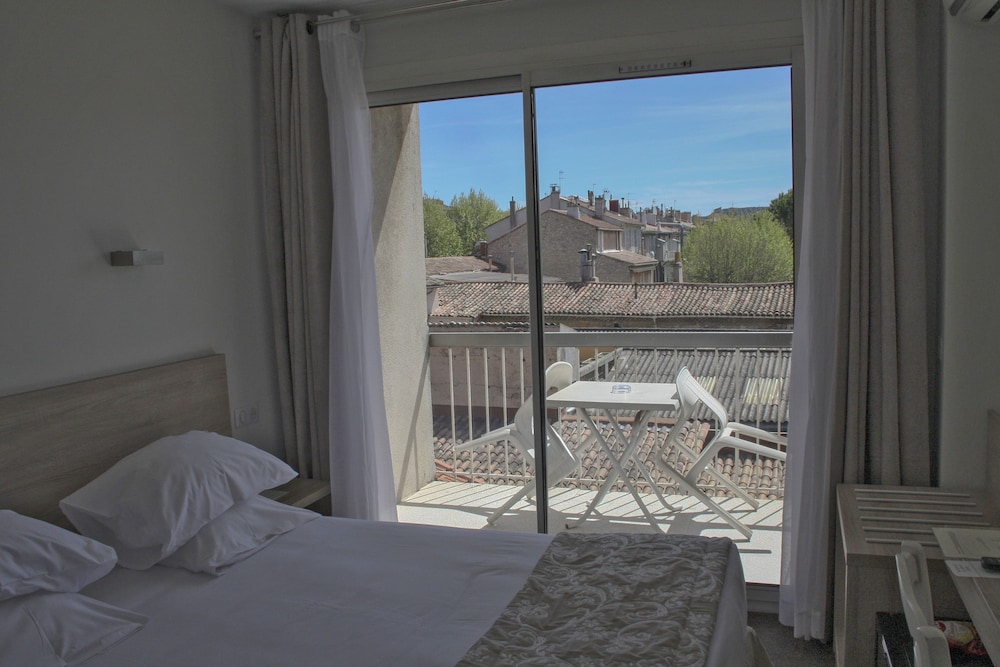 Single Room, Courtyard View photo 3