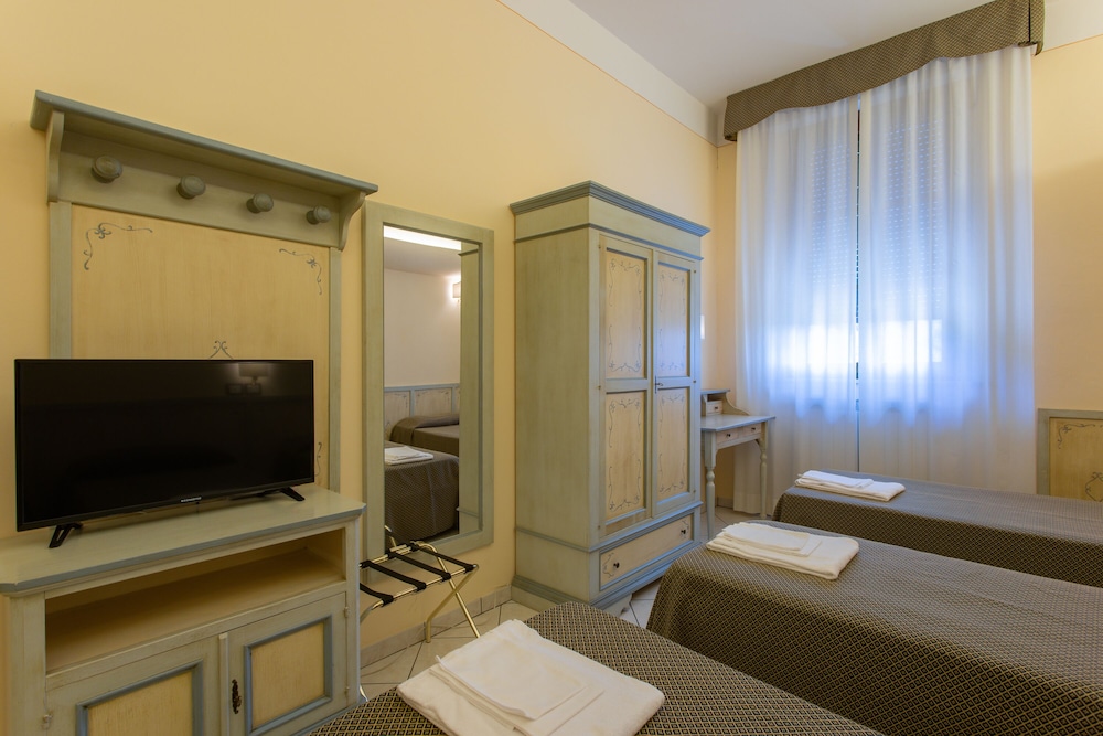 Classic Triple Room, Accessible, Terrace