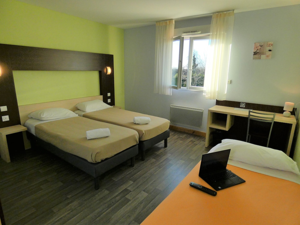 Classic Triple Room photo 3