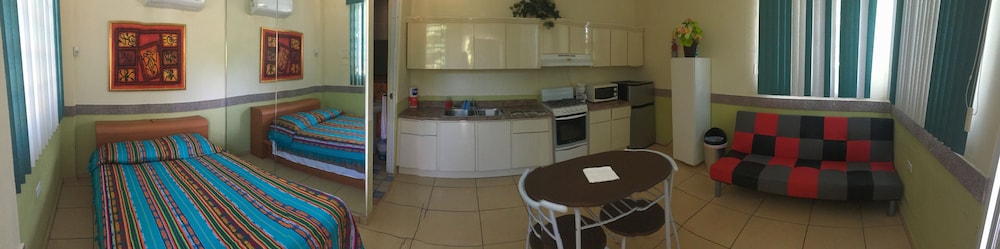 Basic Studio photo 1